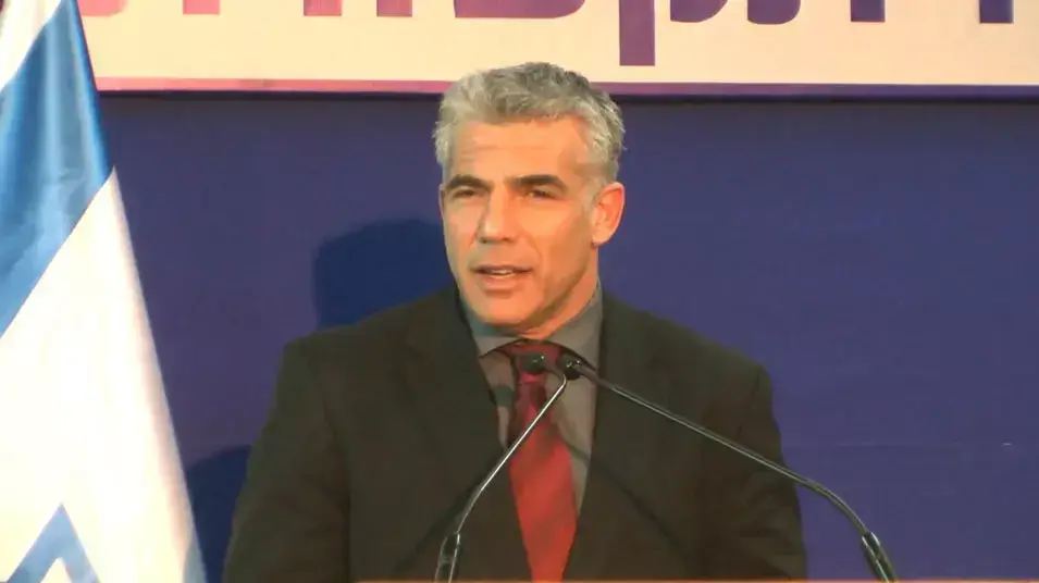 לפיד ממליץ על נתניהו: "מה שטוב למדינה" לפיד ממליץ על נתניהו: "מה שטוב למדינה"
