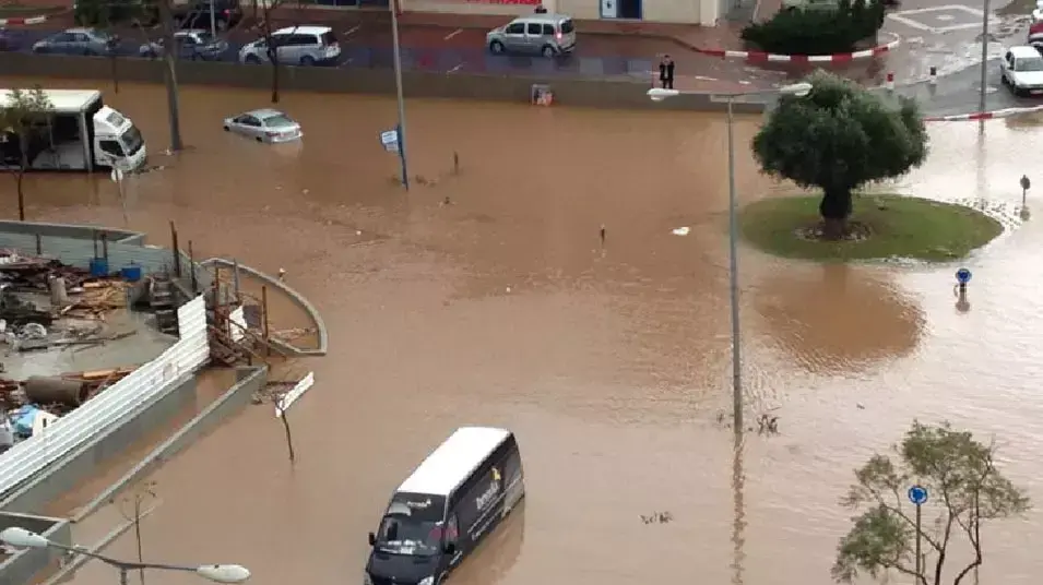 הצפות בנתניה הבוקר, ינואר 2013 הצפות בנתניה הבוקר, ינואר 2013