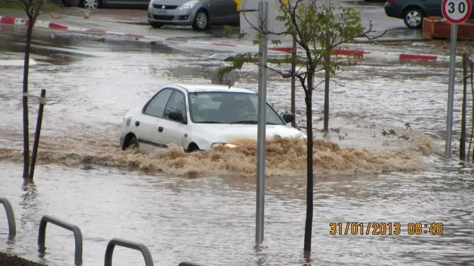 הצפות בנתניה הבוקר, ינואר 2013 הצפות בנתניה הבוקר, ינואר 2013