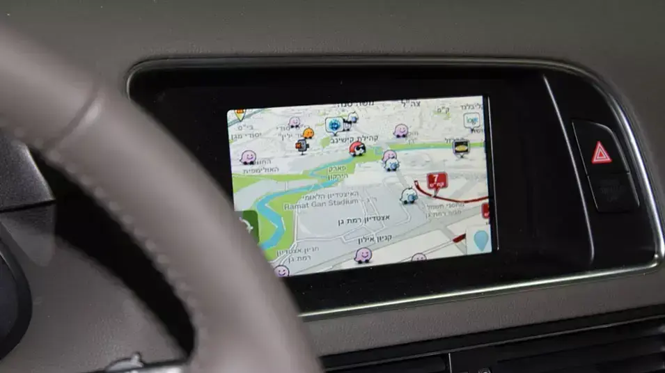 חיבור מערכת ניווט WAZE למסך הרכב חיבור מערכת ניווט WAZE למסך הרכב
