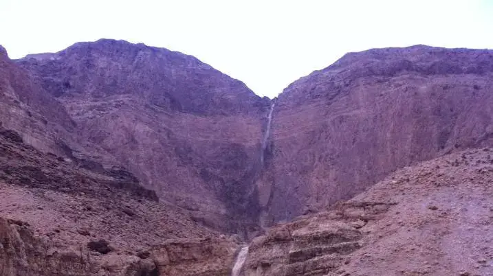 שיטפונות בנחלים באזור עין גדי שיטפונות בנחלים באזור עין גדי