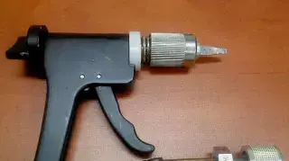 מכשיר פריצת דלתות מתוחכם שיובא מסין