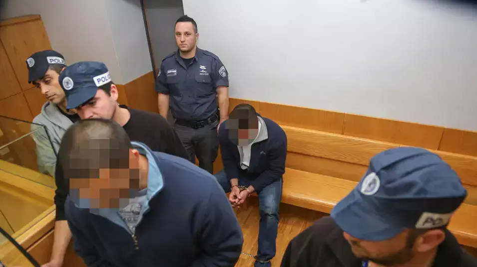 הארכת מעצר בבית המשפט המחוזי בנצרת לחשודים שניסו להבריח ישראלים לסוריה, פברואר 2013 הארכת מעצר בבית המשפט המחוזי בנצרת לחשודים שניסו להבריח ישראלים לסוריה, פברואר 2013