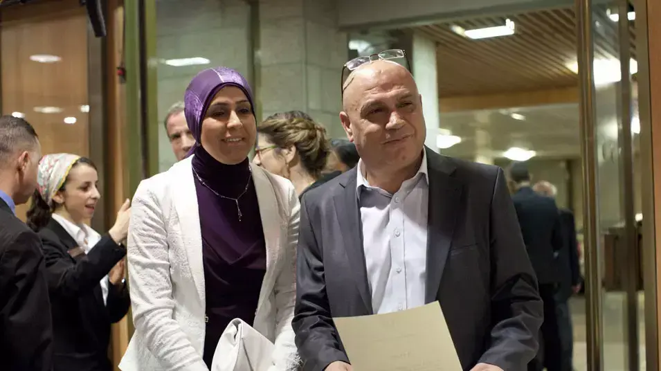 ח"כ עיסאווי פריג' בטקס השבעת הכנסת ה-19, ינואר 2013 ח"כ עיסאווי פריג' בטקס השבעת הכנסת ה-19, ינואר 2013