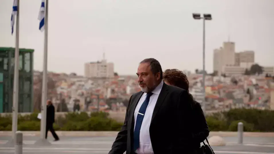 ח"כ אביגדור ליברמן בטקס השבעת הכנסת ה-19, ינואר 2013 ח"כ אביגדור ליברמן בטקס השבעת הכנסת ה-19, ינואר 2013