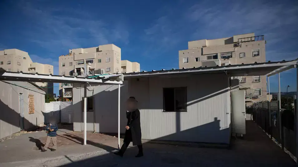 מחסן בית הכנסת במודיעין עילית, בו בוצע לכאורה אונס של ילדה בת 5, ינואר 2013 מחסן בית הכנסת במודיעין עילית, בו בוצע לכאורה אונס של ילדה בת 5, ינואר 2013