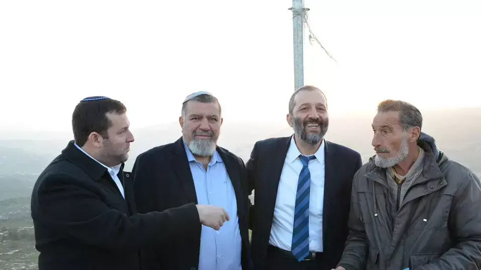 אריה דרעי מבקר בשומרון, פברואר 2013 אריה דרעי מבקר בשומרון, פברואר 2013