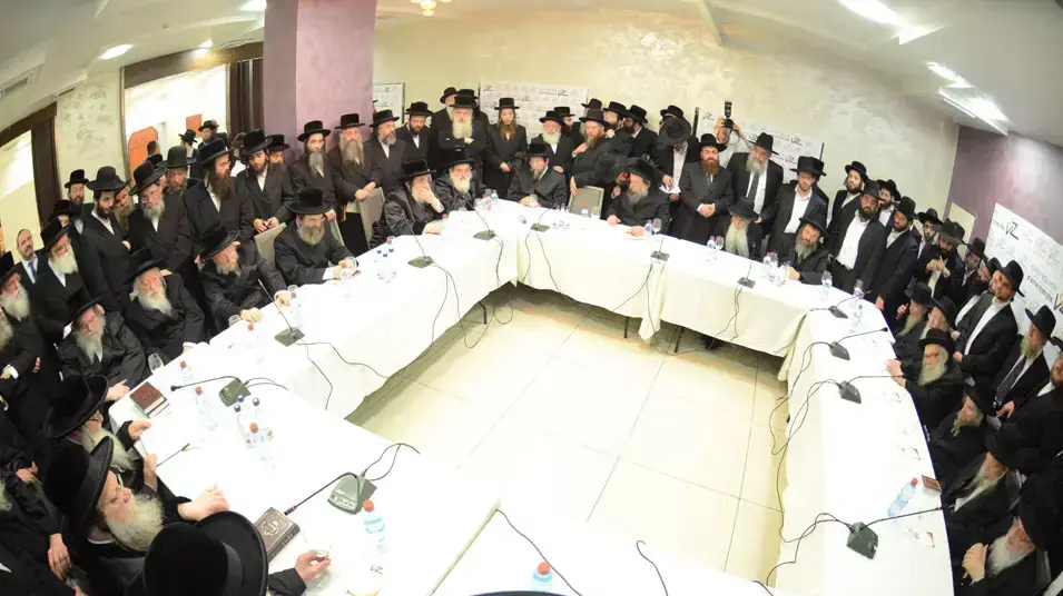 כנס חירום של הנהגת יהדות התורה בצל האיומים לגייס חרדים כנס חירום של הנהגת יהדות התורה בצל האיומים לגייס חרדים