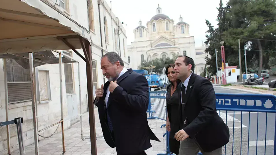 פתיחת משפטו של השר לשעבר אביגדור ליברמן בבית משפט השלום, פברואר 2013 פתיחת משפטו של השר לשעבר אביגדור ליברמן בבית משפט השלום, פברואר 2013