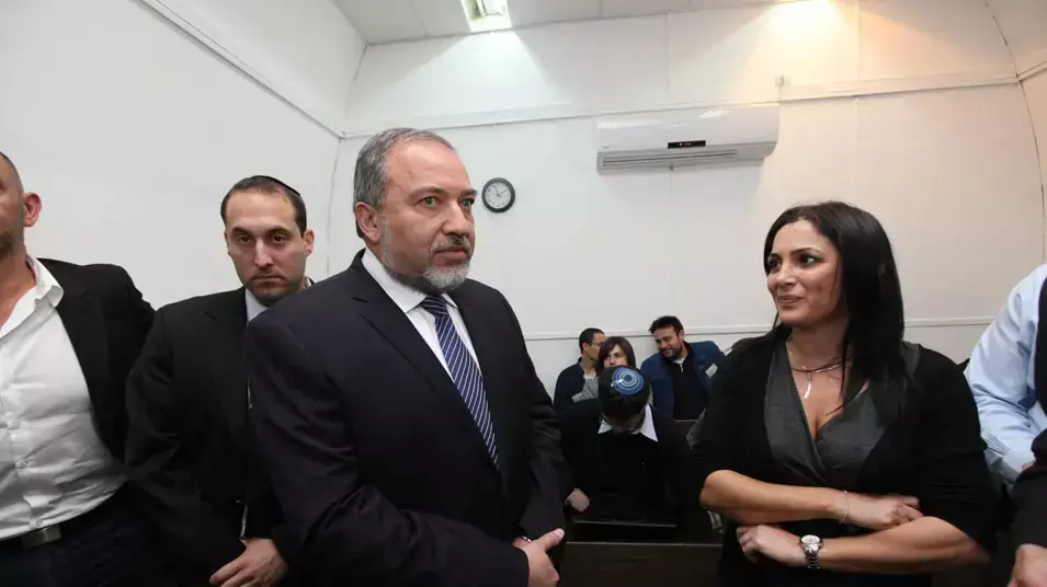 פתיחת משפטו של השר לשעבר אביגדור ליברמן יוצר מבית משפט השלום, פברואר 2013 פתיחת משפטו של השר לשעבר אביגדור ליברמן יוצר מבית משפט השלום, פברואר 2013