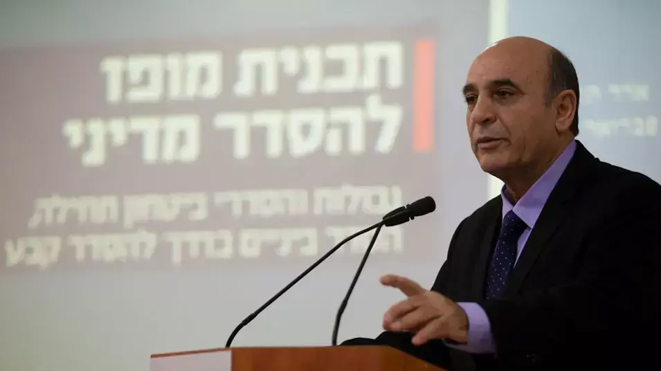 שאול מופז מציג את תכניתו המדינית, פברואר 2013