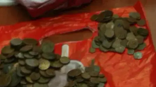 מטמון התגלה בבית ג'אן, פברואר 2013 מטמון התגלה בבית ג'אן, פברואר 2013