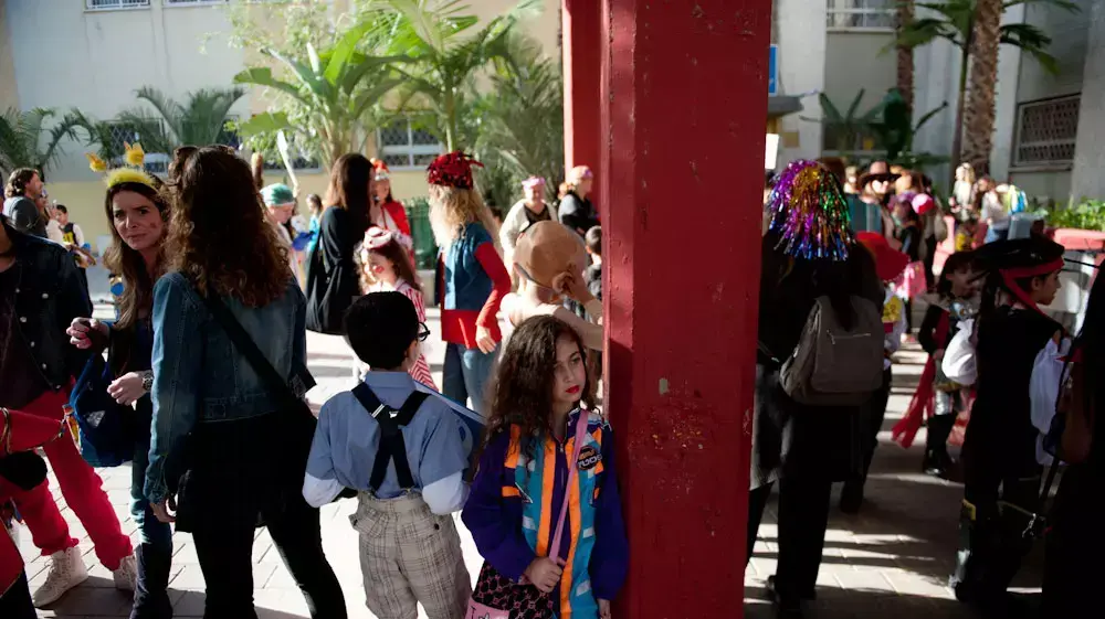 ילדים מחופשים בבית הספר איילון בתל אביב ילדים מחופשים בבית הספר איילון בתל אביב