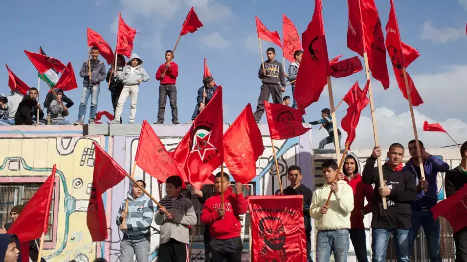 עצרת בכפר עיסאווייה לשחרורו של סאמר עיסאווי השובת רעב מעל 200 יום עצרת בכפר עיסאווייה לשחרורו של סאמר עיסאווי השובת רעב מעל 200 יום