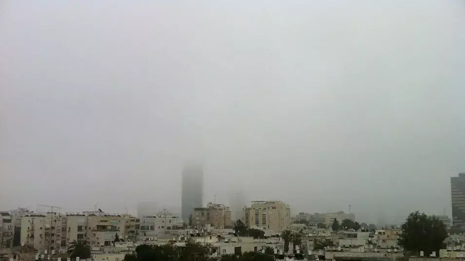 ערפל בתל אביב ערפל בתל אביב