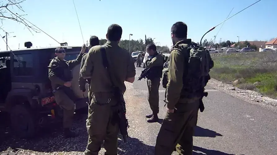 פגז סורי נפל ליד מושב בגולן - אין נפגעים פגז סורי נפל ליד מושב בגולן - אין נפגעים