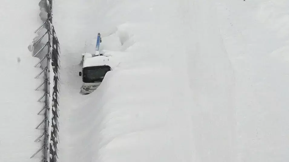 סופת שלג ביפן. מרץ 2013 סופת שלג ביפן. מרץ 2013