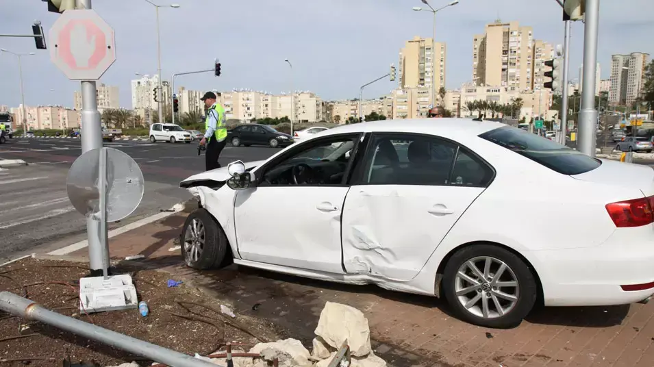 תאונת דרכים קטלנית בצומת מקסים בחיפה, מרץ 2013 תאונת דרכים קטלנית בצומת מקסים בחיפה, מרץ 2013