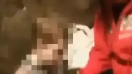 אם נתנה לבנה הפעוט לעשן מריחואנה - ונעצרה