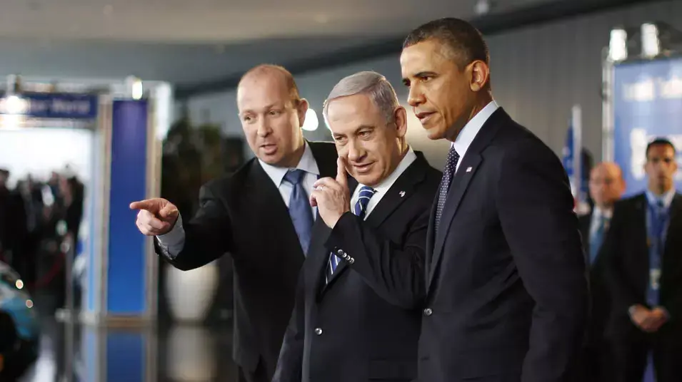 נשיא ארה"ב ברק אובמה וראש הממשלה בנימין נתניהו בתערוכת פיתוחים ישראליים במוזיאון ישראל, מרץ 2013