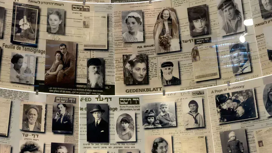 נשיא ארה"ב ברק אובמה בביקורו ב"יד ושם", מרץ 2013 נשיא ארה"ב ברק אובמה בביקורו ב"יד ושם", מרץ 2013