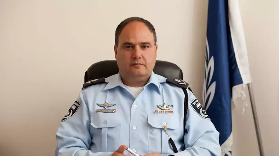 ניצב בנצי סאו- משטרת טייבה, מרץ 2013 ניצב בנצי סאו- משטרת טייבה, מרץ 2013