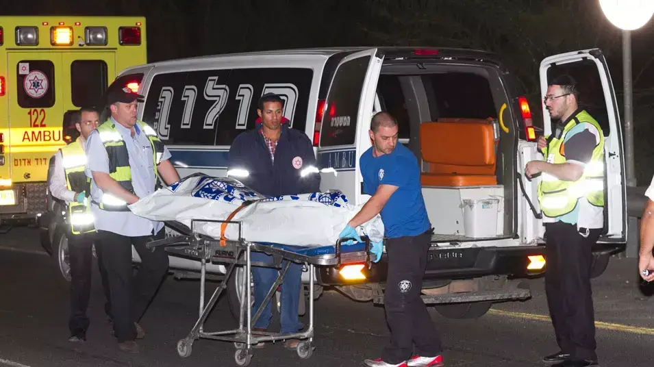 גבר חשוד שירה באשתו ברכבם בפתח תקווה גבר חשוד שירה באשתו ברכבם בפתח תקווה