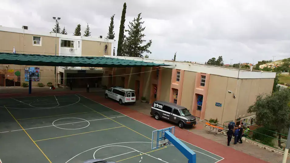 נער נמצא מת בבית הספר צופי שרון באלפי מנשה נער נמצא מת בבית הספר צופי שרון באלפי מנשה