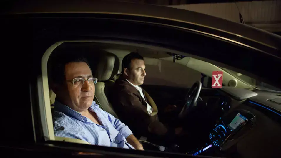 יו"ר ההסתדרות עופר עיני מגיע לפגישה בביתו של שר האוצר יאיר לפיד יו"ר ההסתדרות עופר עיני מגיע לפגישה בביתו של שר האוצר יאיר לפיד