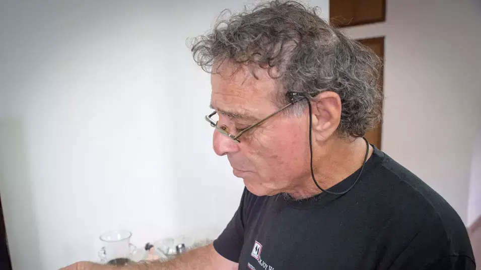 יוסי נאומה- עלה מסוריה לישראל דרך לבנון בעזרת יחידה 504 יוסי נאומה- עלה מסוריה לישראל דרך לבנון בעזרת יחידה 504