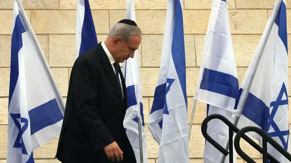 ראש הממשלה בנימין נתניהו בטקס הזיכרון בבית יד לבנים בירושלים, אפריל 2013 ראש הממשלה בנימין נתניהו בטקס הזיכרון בבית יד לבנים בירושלים, אפריל 2013
