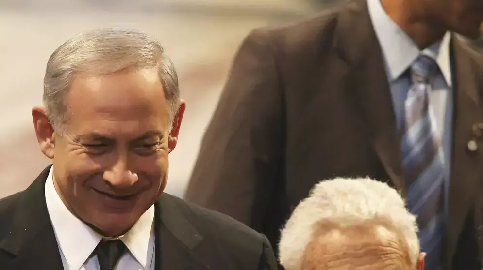 בנימין ושרה נתניהו בהלווית מרגרט תאצ'ר 17 באפריל 2013 בנימין ושרה נתניהו בהלווית מרגרט תאצ'ר 17 באפריל 2013