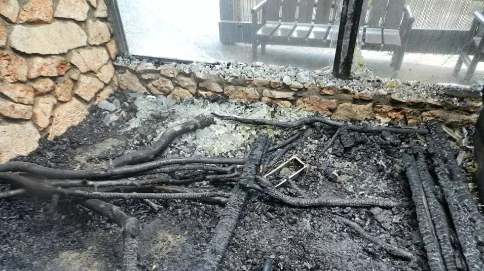 שריפה בגן החיות בחיפה , אפריל 2013 שריפה בגן החיות בחיפה , אפריל 2013