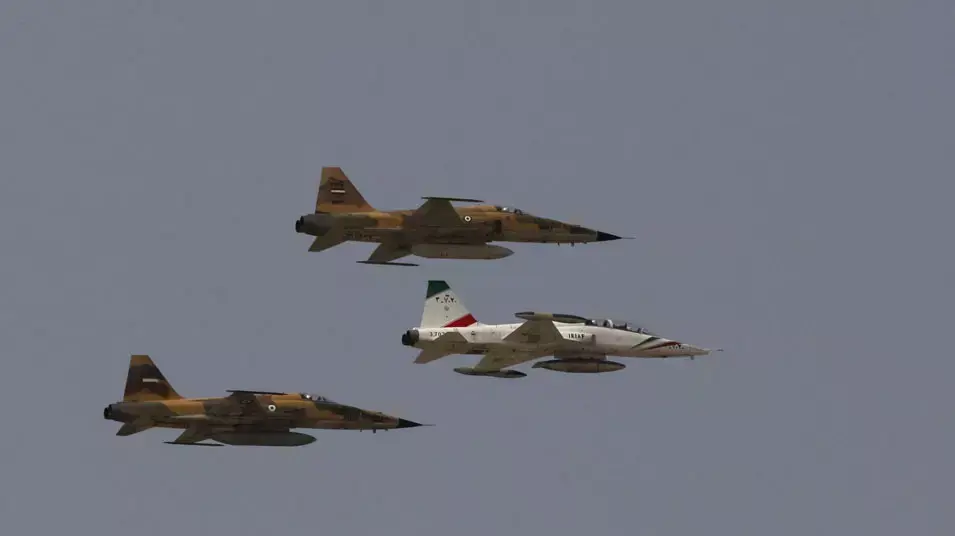 מטוסי קרב איראנים אפריל 2013