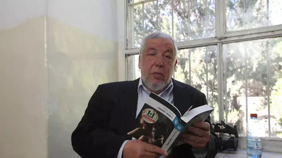 זאב בן אריה, ששימש כשגריר ישראל בבלארוס במשפטו של אביגדור ליברמן, אפריל 2013 זאב בן אריה, ששימש כשגריר ישראל בבלארוס במשפטו של אביגדור ליברמן, אפריל 2013