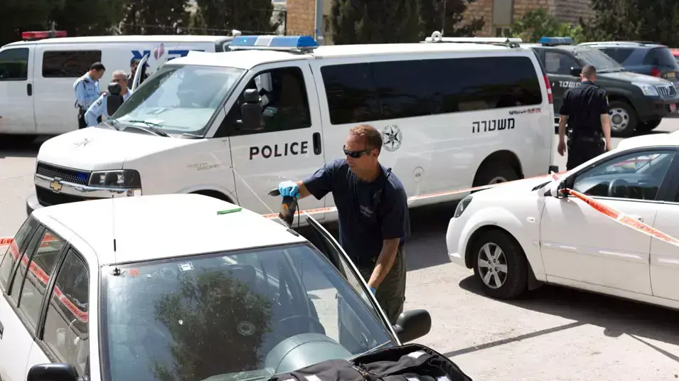 זירת הרצח בנווה יעקב, ירושלים 2013 זירת הרצח בנווה יעקב, ירושלים 2013
