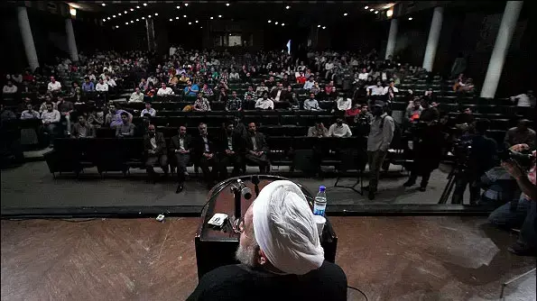 חסן רוחאני, ראש המכון למחקר גרעיני של איראן