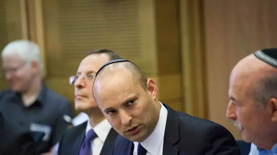 נפתלי בנט הבוקר בוועדת הכספים, מאי 2013 נפתלי בנט הבוקר בוועדת הכספים, מאי 2013