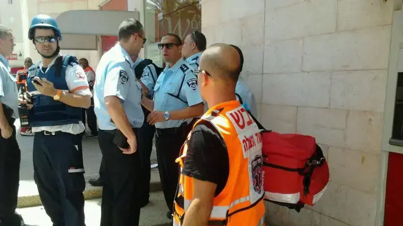 5 הרוגים ופצוע קשה באירוע ירי בבנק הפועלים, ב"ש. מאי 2013 5 הרוגים ופצוע קשה באירוע ירי בבנק הפועלים, ב"ש. מאי 2013