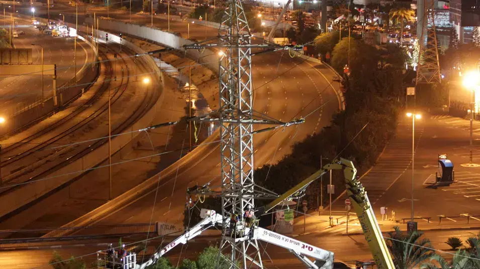 עבודות חשמל באיילון, 20 במאי 2013 עבודות חשמל באיילון, 20 במאי 2013