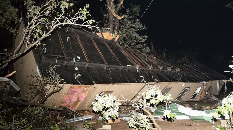 סופת טורנדו הכתה באוקלהומה סופת טורנדו הכתה באוקלהומה