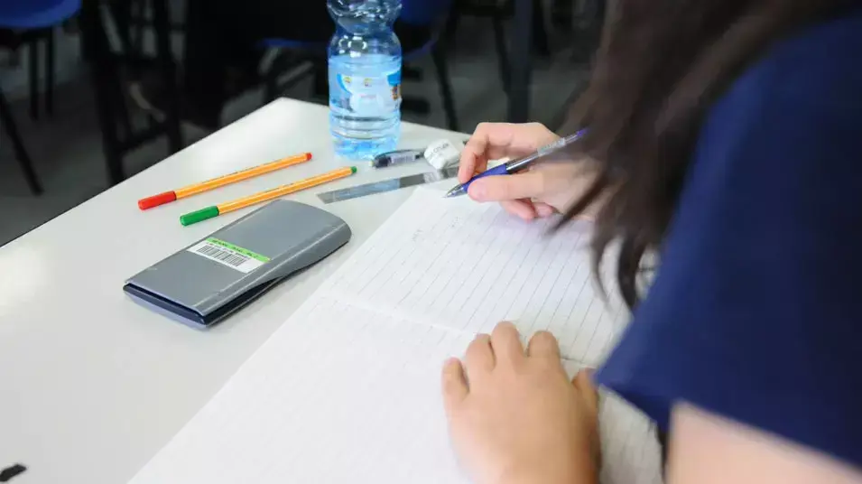 בחינת בגרות במתמטיקה, תיכון קריית שרת חולון, מאי 2013