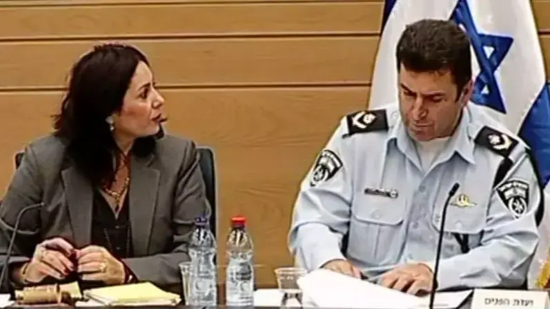 המשטרה מדווחת לוועדת הפנים דיווח ראשוני על חקירת הירי בב"ש, מאי 2013 המשטרה מדווחת לוועדת הפנים דיווח ראשוני על חקירת הירי בב"ש, מאי 2013
