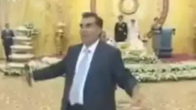 נשיא טג'יקיסטן אמומאלי רחמון רוקד בחתונה, 2007
