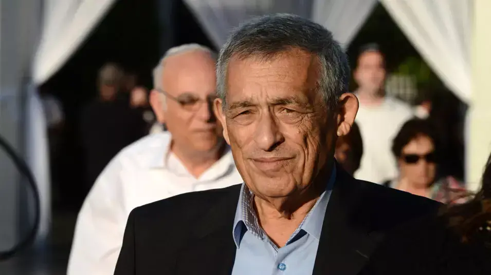 דן מרגלית בחתונתם של ציפי חוטובלי ואור אלון. מאי 2013 דן מרגלית בחתונתם של ציפי חוטובלי ואור אלון. מאי 2013