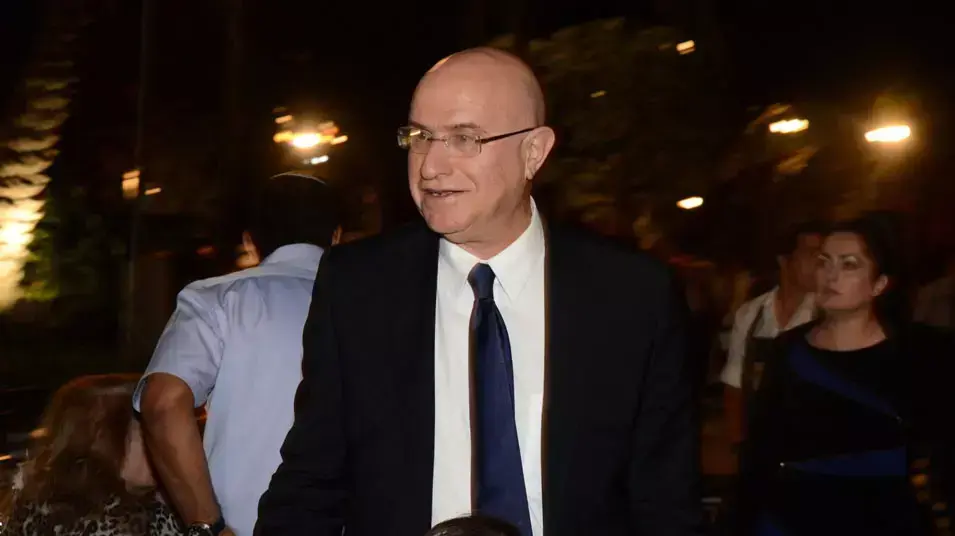 אבישי ברוורמן בחתונתם של ציפי חוטובלי ואור אלון. מאי 2013