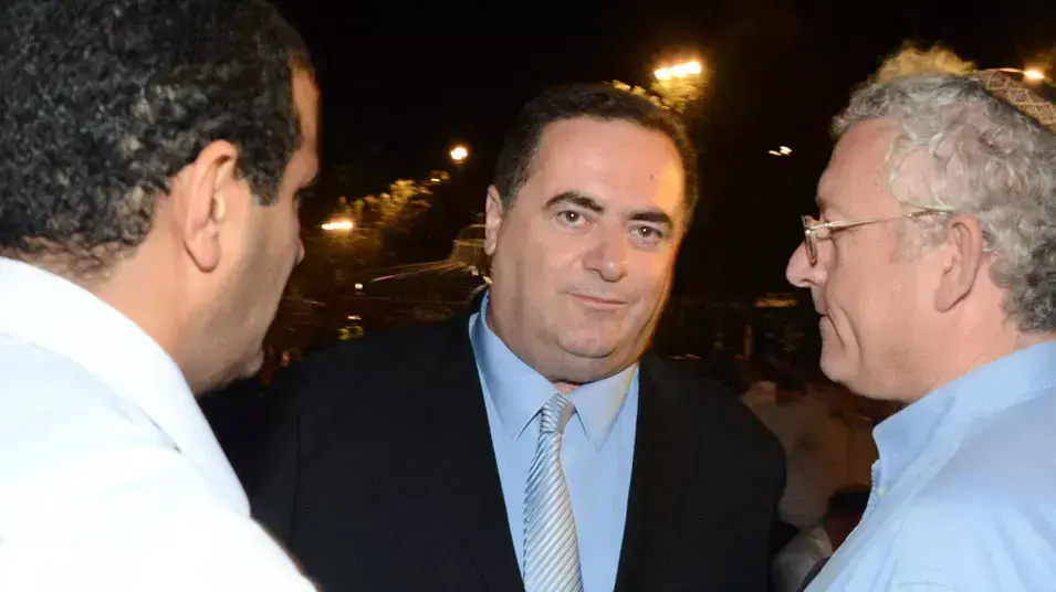 ישראל כץ בחתונתם של ציפי חוטובלי ואור אלון. מאי 2013 ישראל כץ בחתונתם של ציפי חוטובלי ואור אלון. מאי 2013