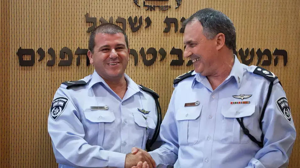 ניצב משה אדרי ממונה למפקד משטרת התנועה הארצית, מאי 2013 ניצב משה אדרי ממונה למפקד משטרת התנועה הארצית, מאי 2013