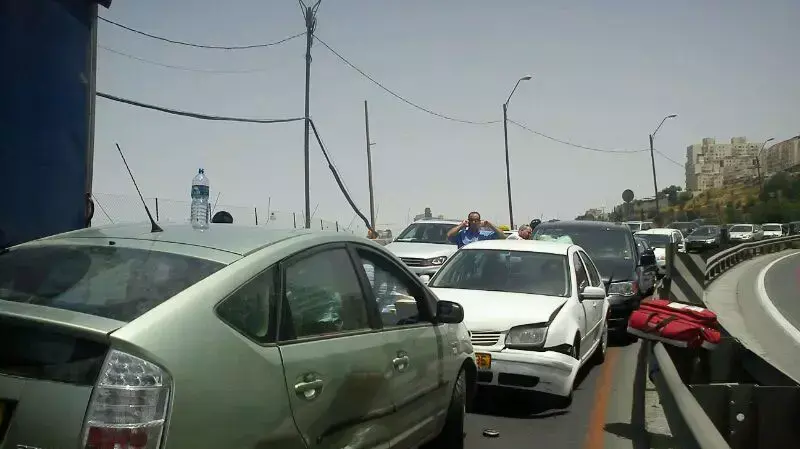 ראש השב"כ יורם כהן היה מעורב בתאונת שרשרת בכביש בגין שבירושלים. מאי 2013 ראש השב"כ יורם כהן היה מעורב בתאונת שרשרת בכביש בגין שבירושלים. מאי 2013