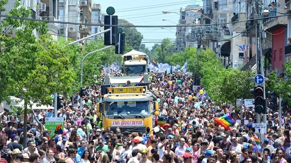נושא: מצעד הגאווה 2013 בתל אביב נושא: מצעד הגאווה 2013 בתל אביב